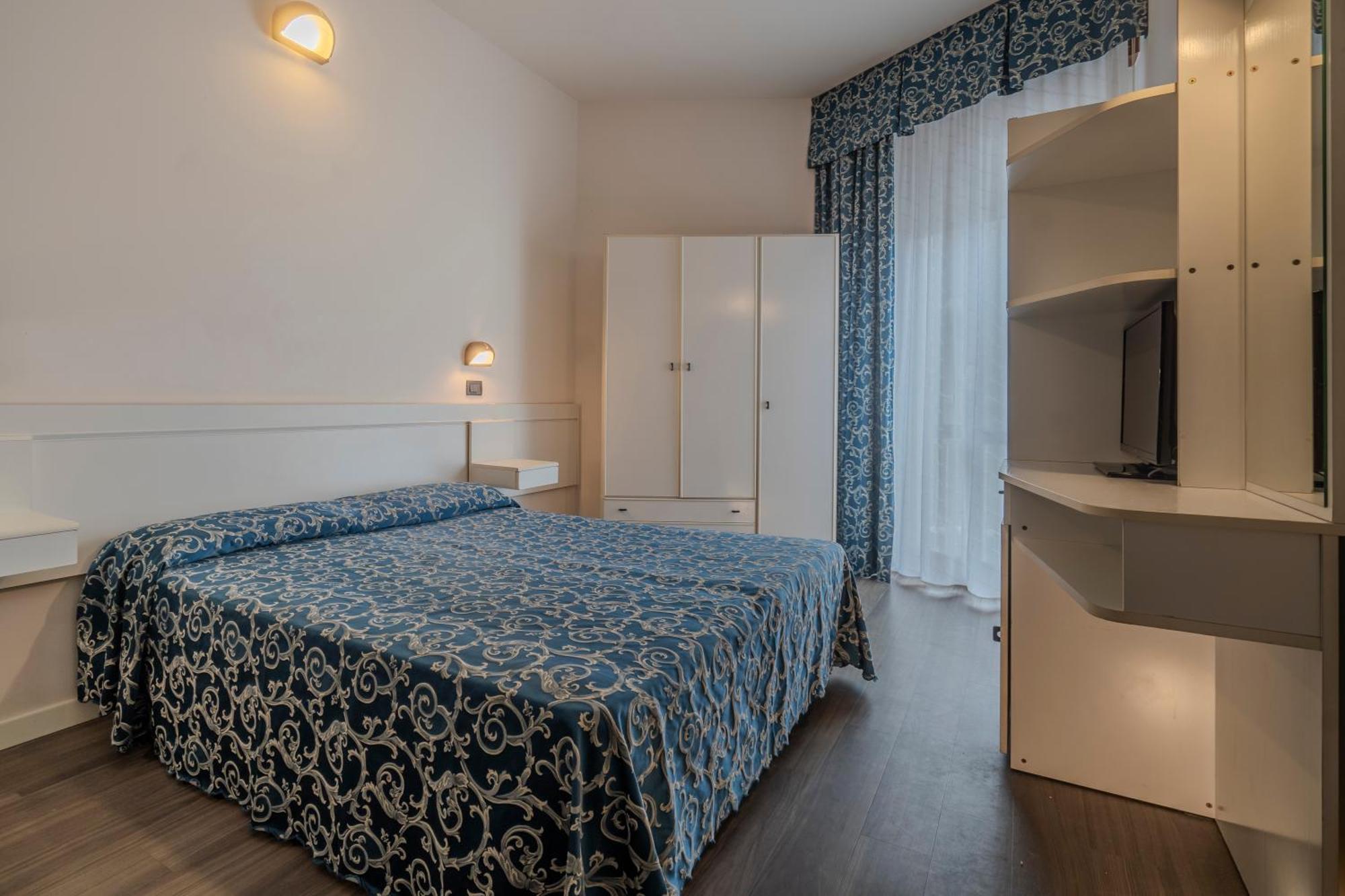 Hotel 2000 Rimini Eksteriør billede