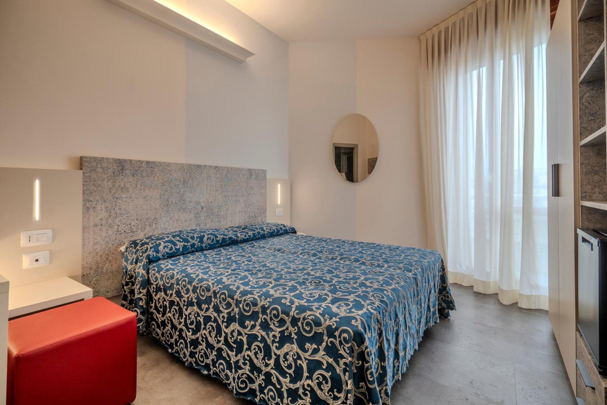Hotel 2000 Rimini Eksteriør billede