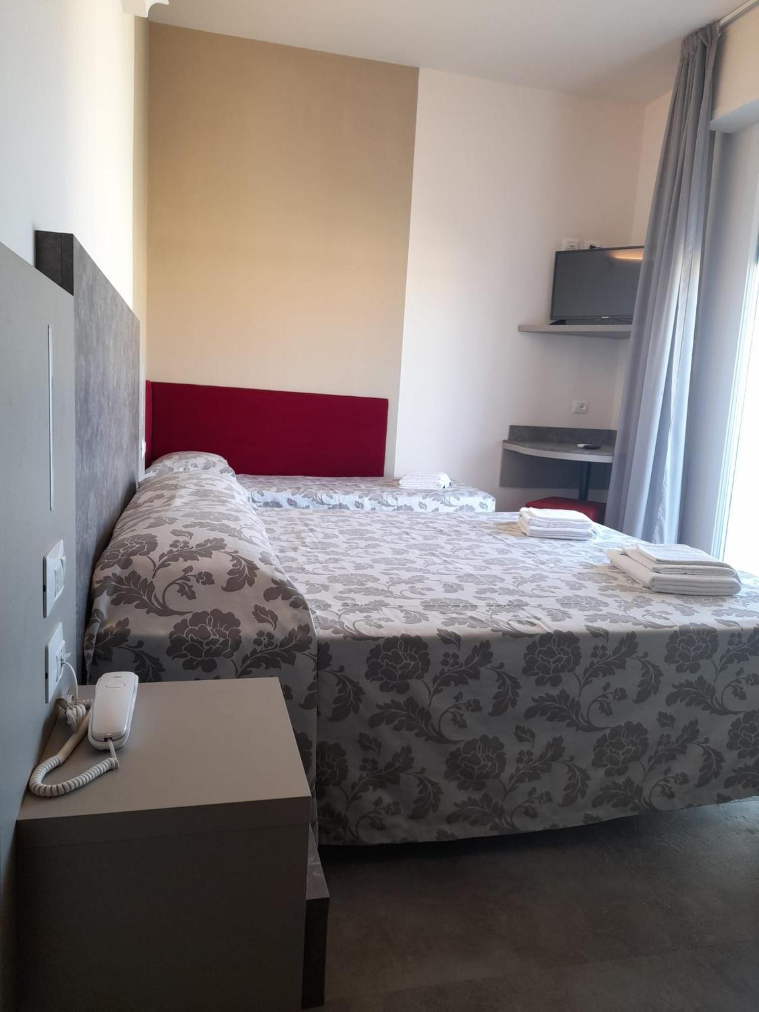 Hotel 2000 Rimini Eksteriør billede