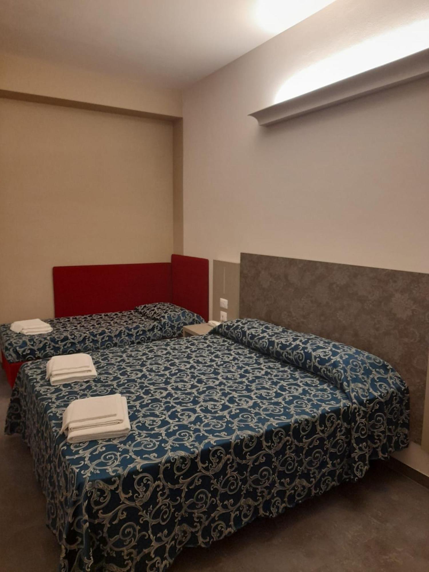 Hotel 2000 Rimini Eksteriør billede